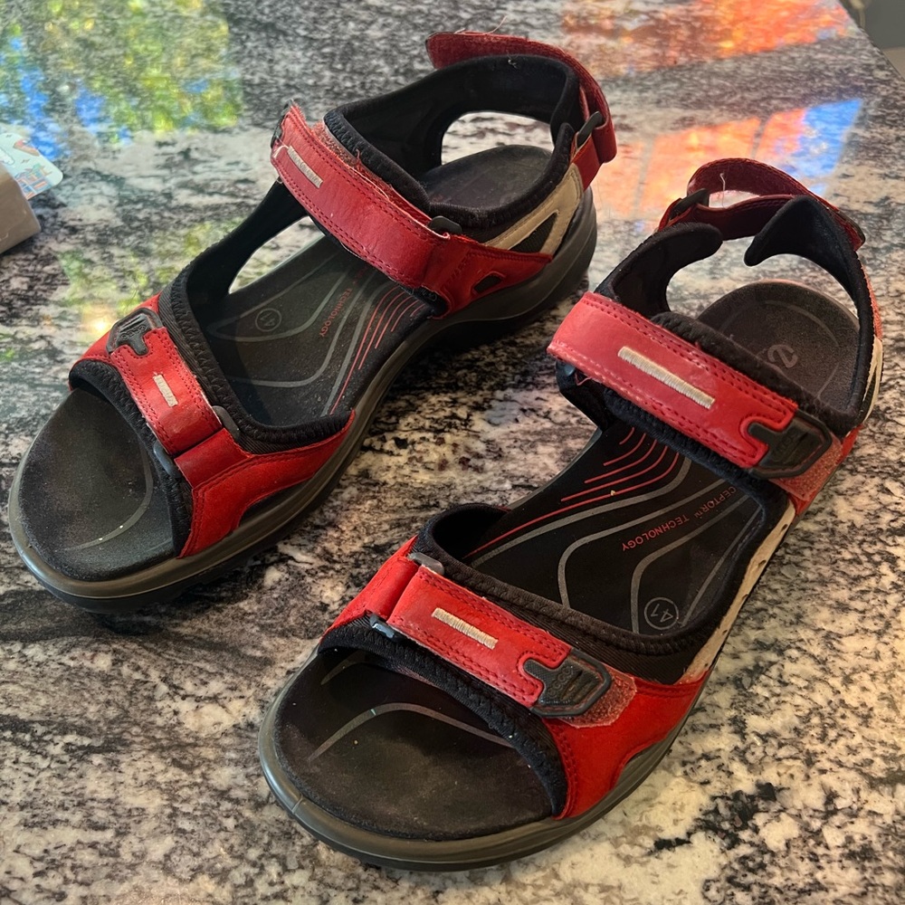 Ecco Yucatan black sandals
 size 41 / 10-10.5 - Picture 2 of 9